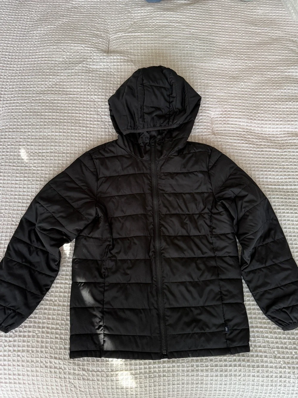 Gap Kids Recycled Lightweight PrimaLoft® Puffer Jacket – Black – Size L